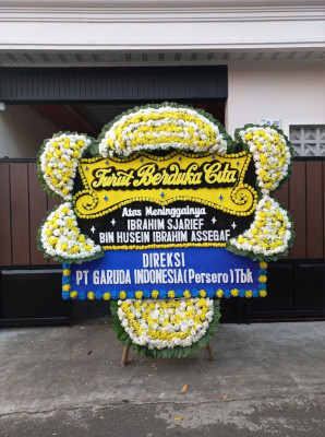 Papan Bunga Duka di Tanjung Riau